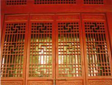 "Демонстрация нацистской символики без целей пропаганды не должна трактоваться как нарушение закона о противодействии экстремизму..."