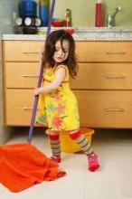 Как научить ребенка убираться в комнате?