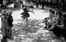 *Хорошее стихотворение! Это, точно про НАС*. Перебирая документы.